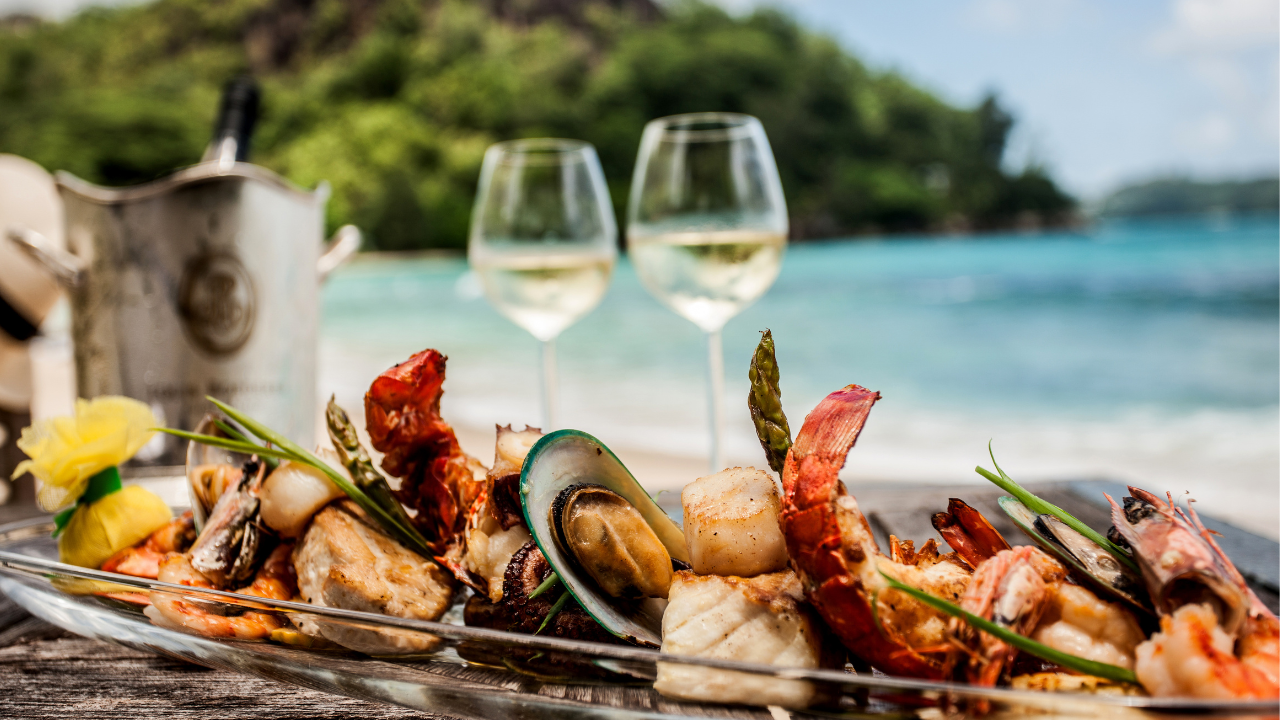 Fresh seafood platter as a healthy low-carb meal option for people focused on reversing type 2 diabetes